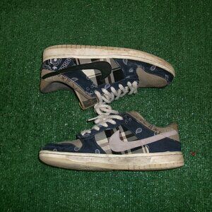 Travis scott nike SB dunks